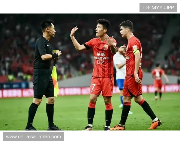 海港vs大连成争冠关键!武磊迎赛季最强考验 海港vs大连成争冠关键!武磊迎赛季最强考验