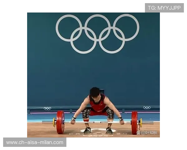 举重选手夺冠后激动落泪，家庭支持故事感动无数