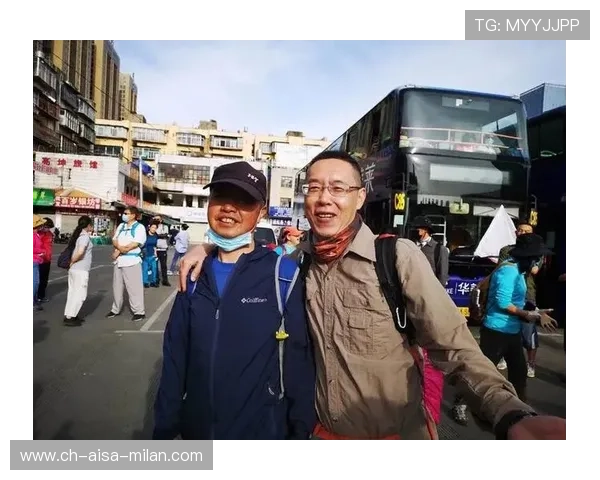 双方硬刚无一人后退 双方硬刚无一人后退