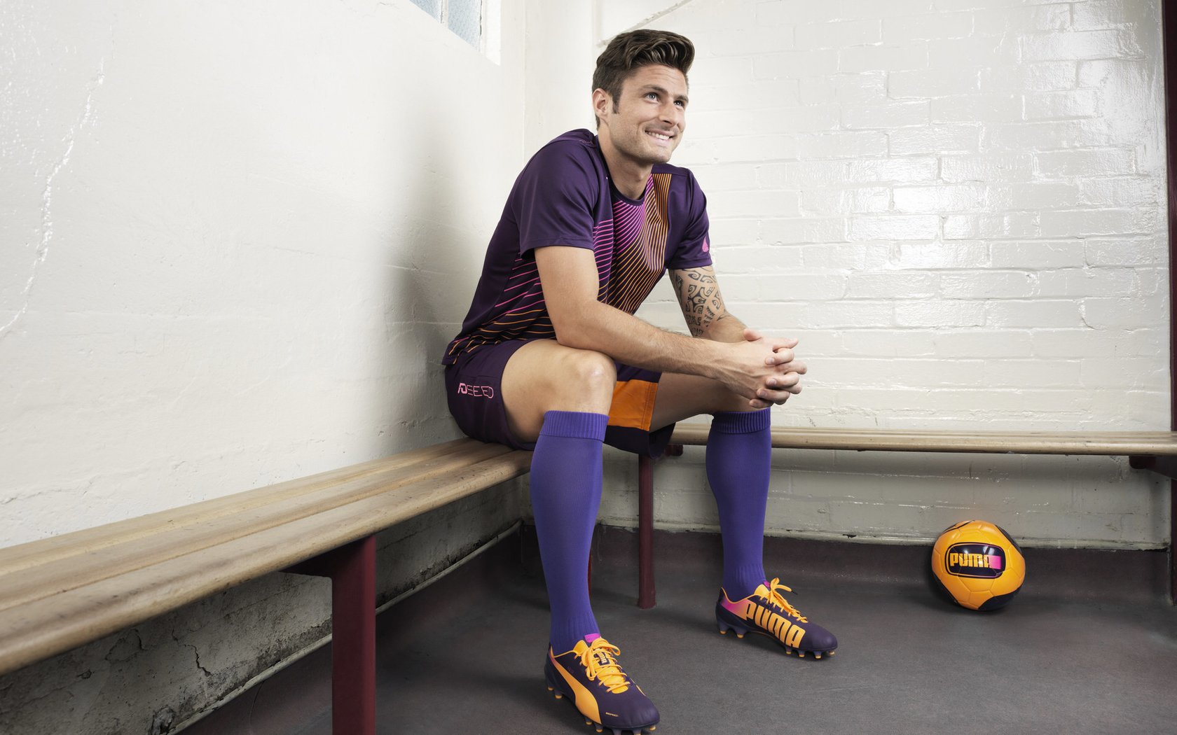 北京鸭通过轮转战术强化整体对抗强度，z型北京鸭