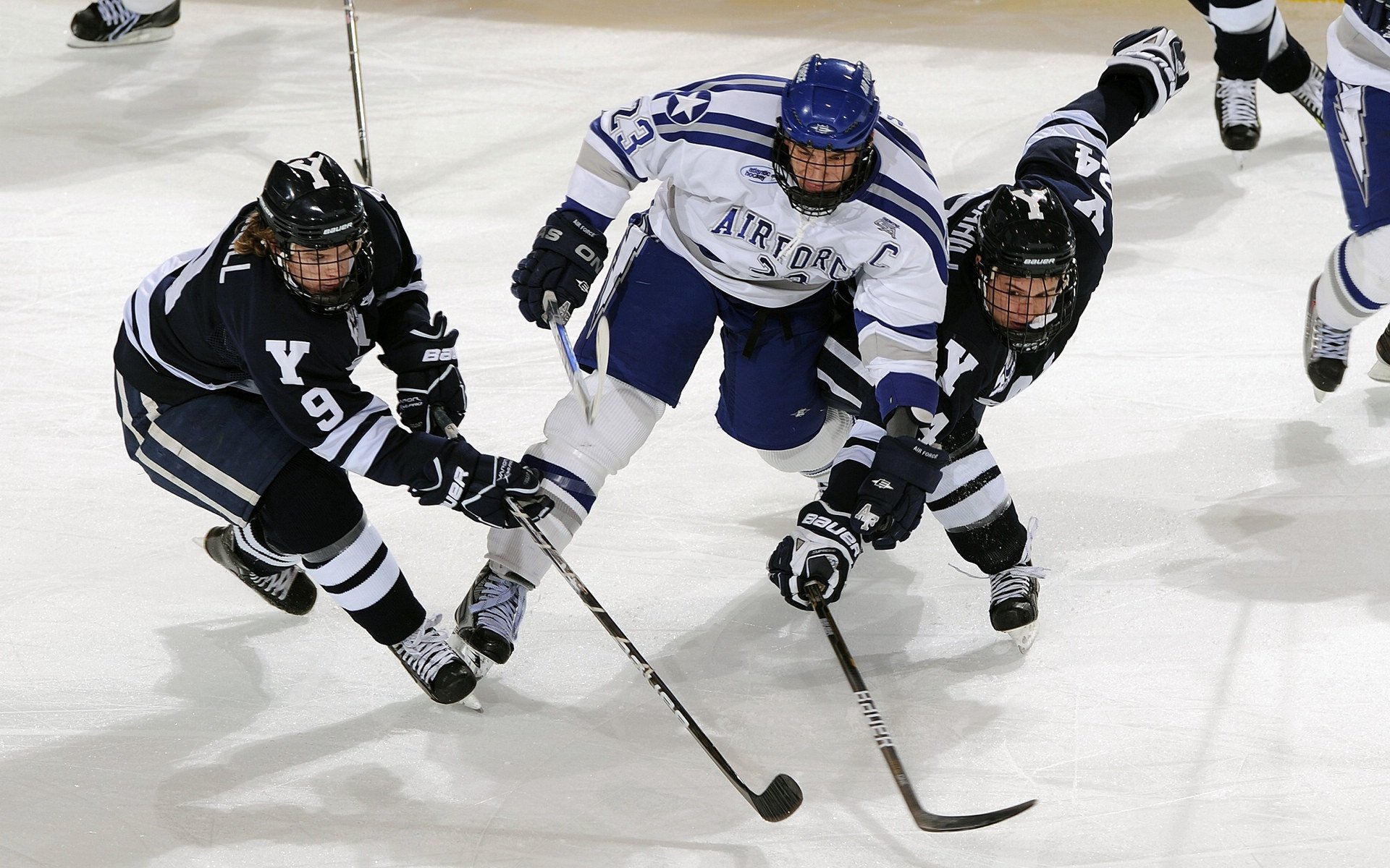 法甲激烈对攻：攻守转换的精彩瞬间，法甲对抗强吗